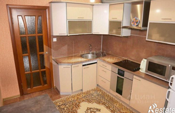 3-комн квартира улица Федюнинского, 11А,  д. 11А