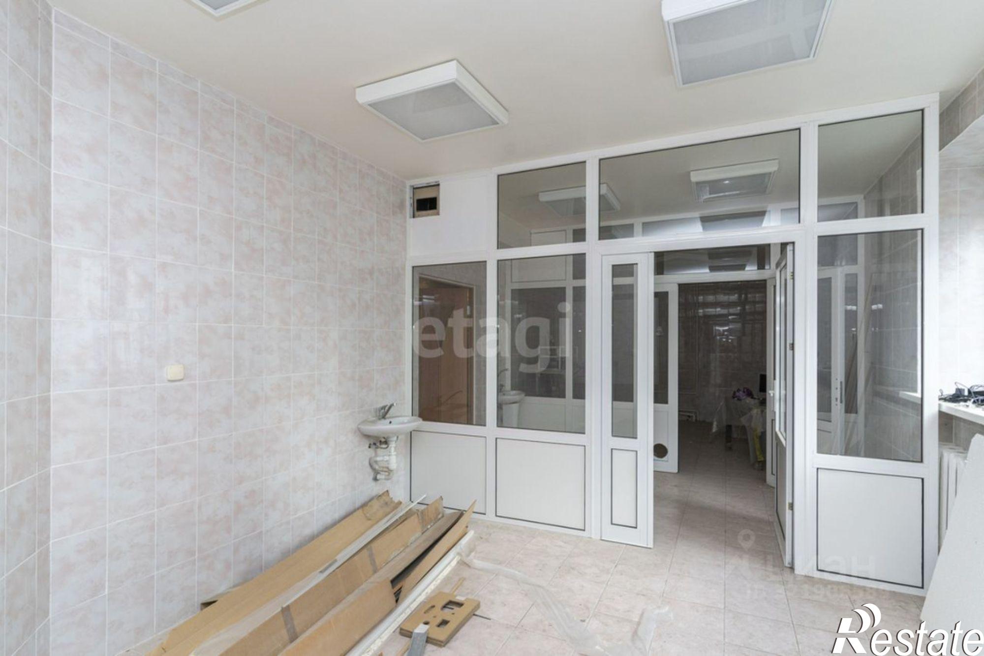 Купить офис, помещение под офис за 5 917 210 рублей на Олимпийская улица, 8 к2