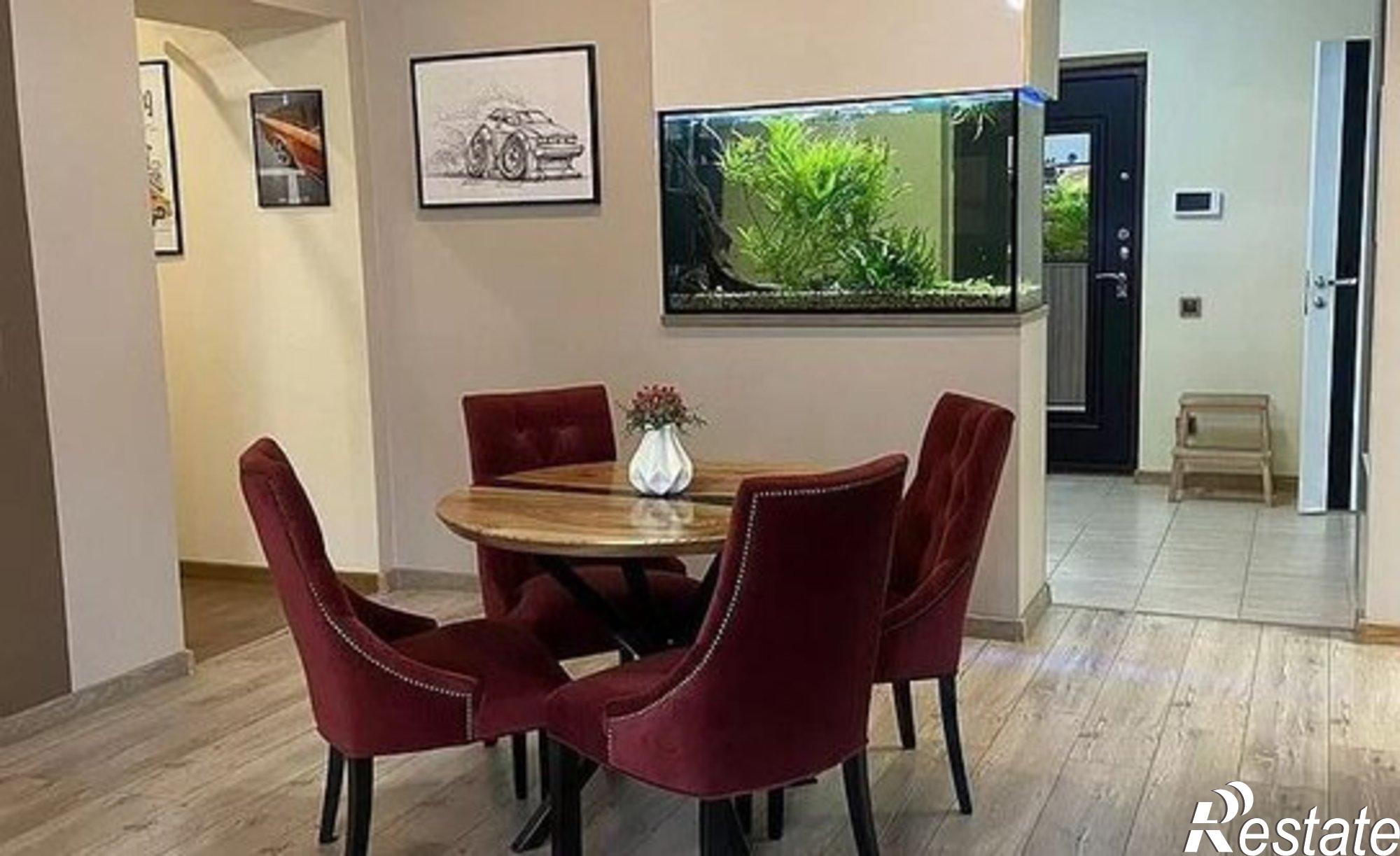 Купить квартиру за 10 800 000 рублей на ул Индустриальная, 34