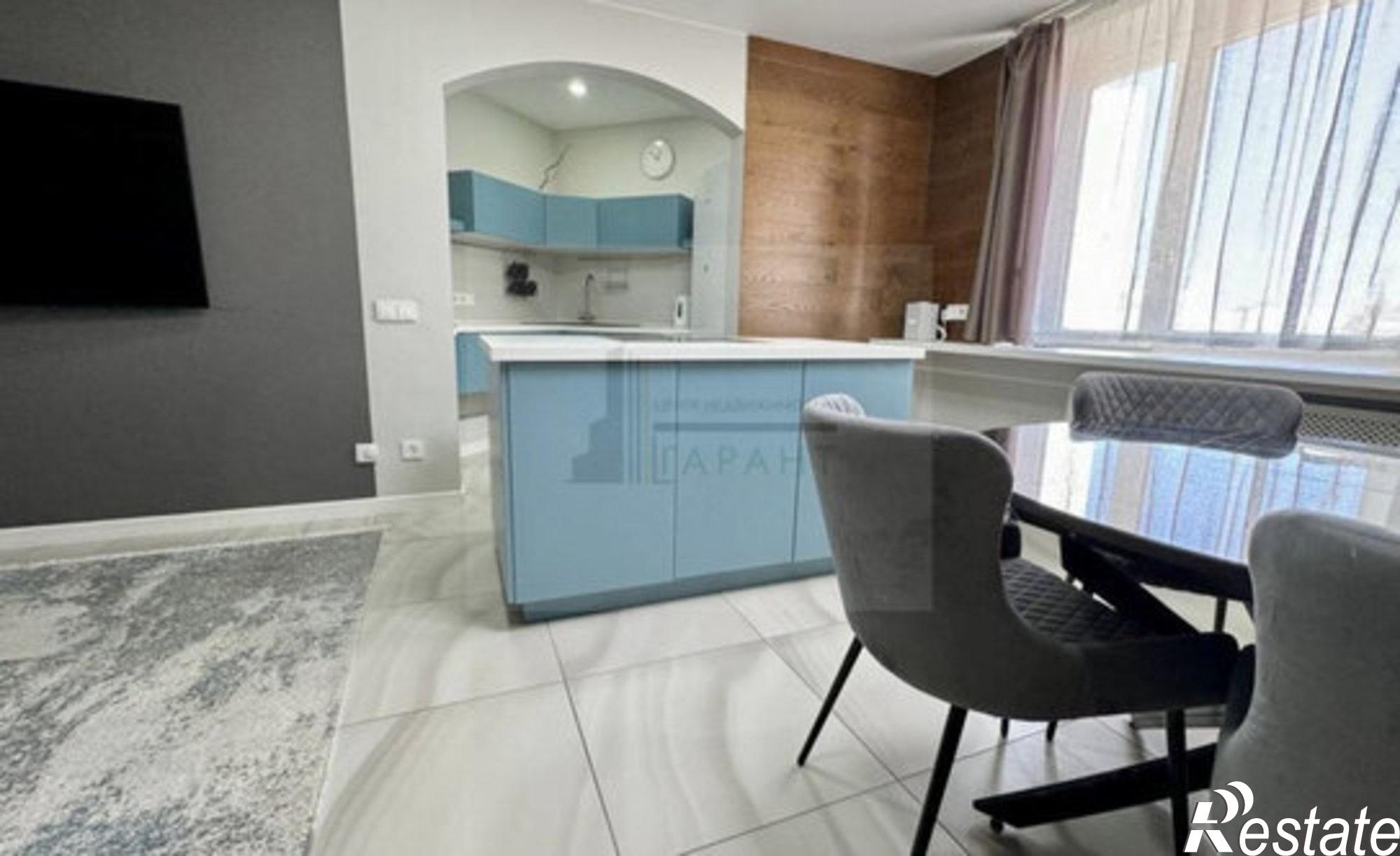 Купить квартиру за 8 400 000 рублей на улица Николая Семёнова, 21