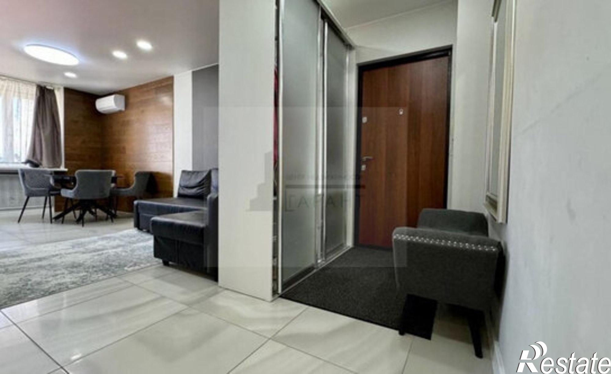 Купить квартиру за 8 400 000 рублей на улица Николая Семёнова, 21