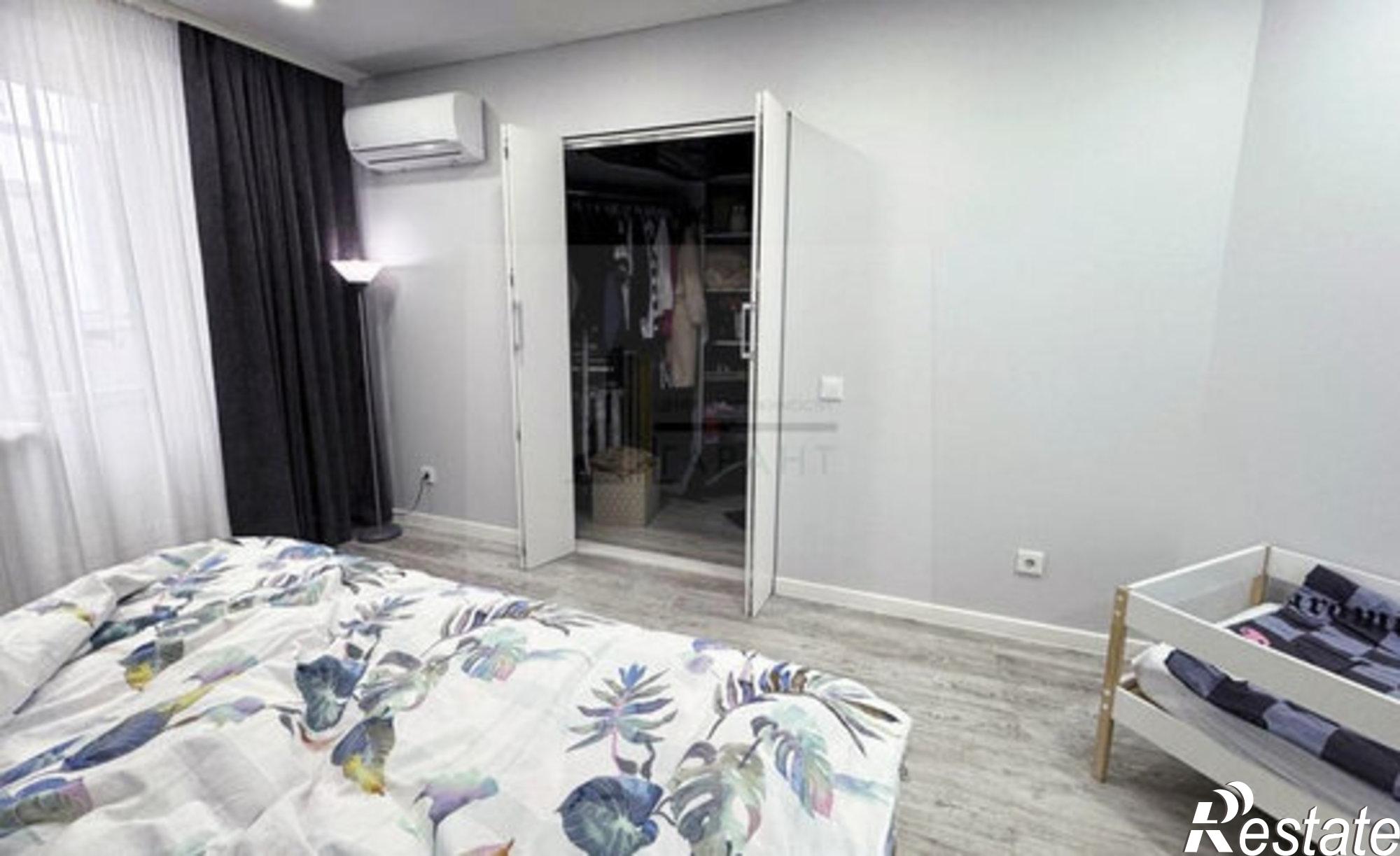 Купить квартиру за 8 400 000 рублей на улица Николая Семёнова, 21