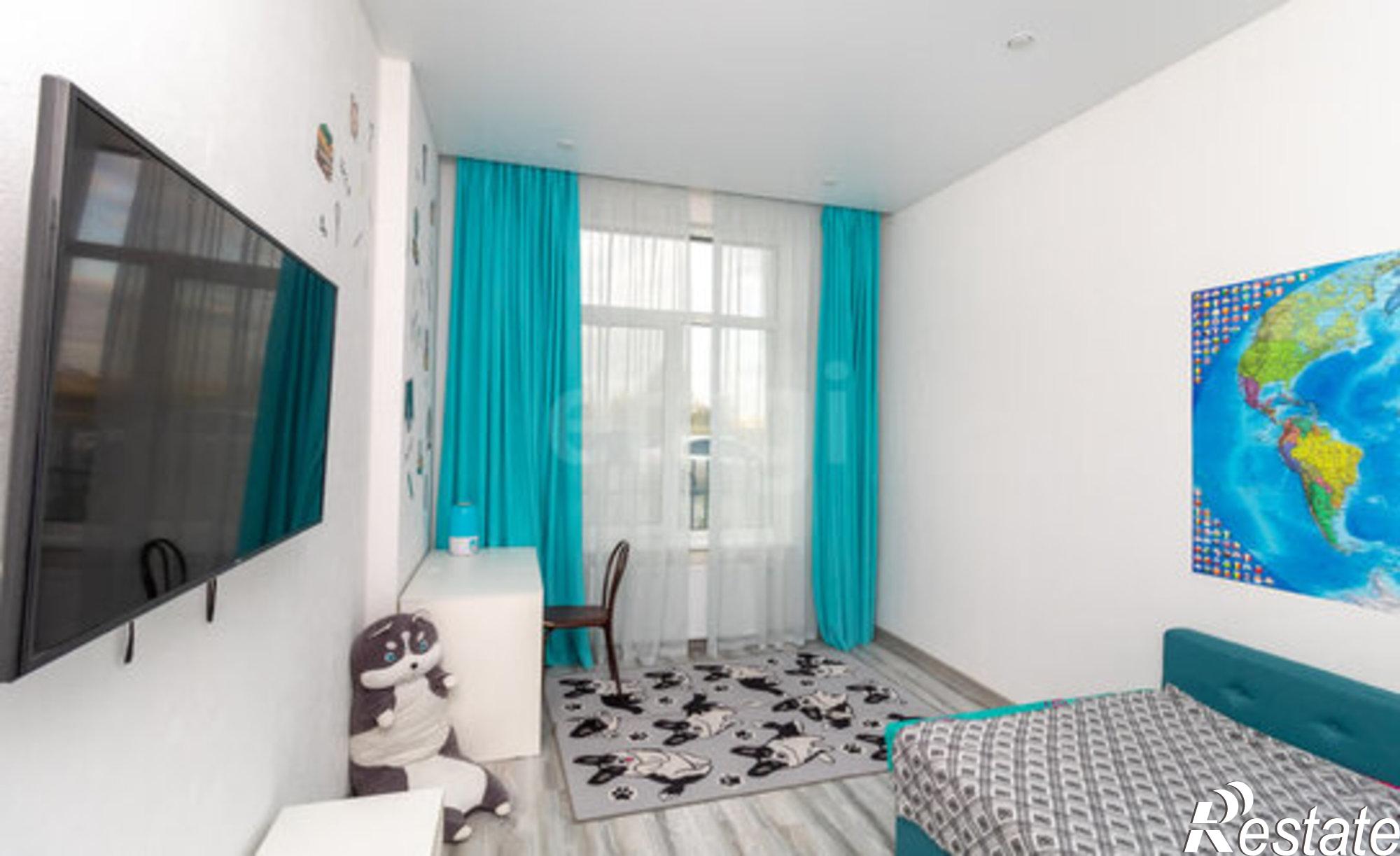 Купить квартиру за 12 000 000 рублей на улица Павла Никольского, 4