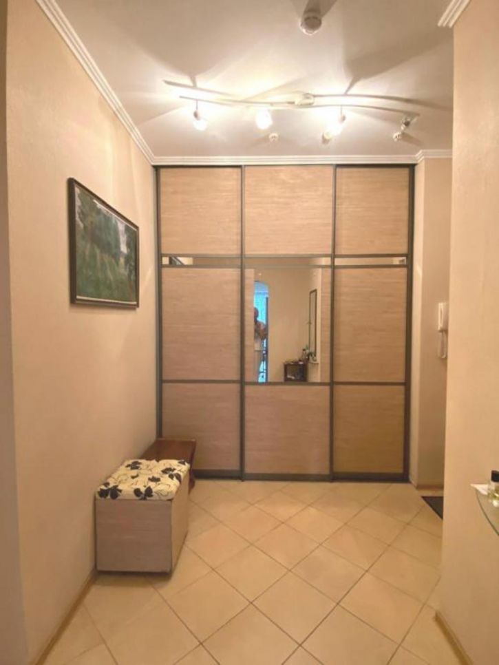 2-комн квартира Максима Горького, 68