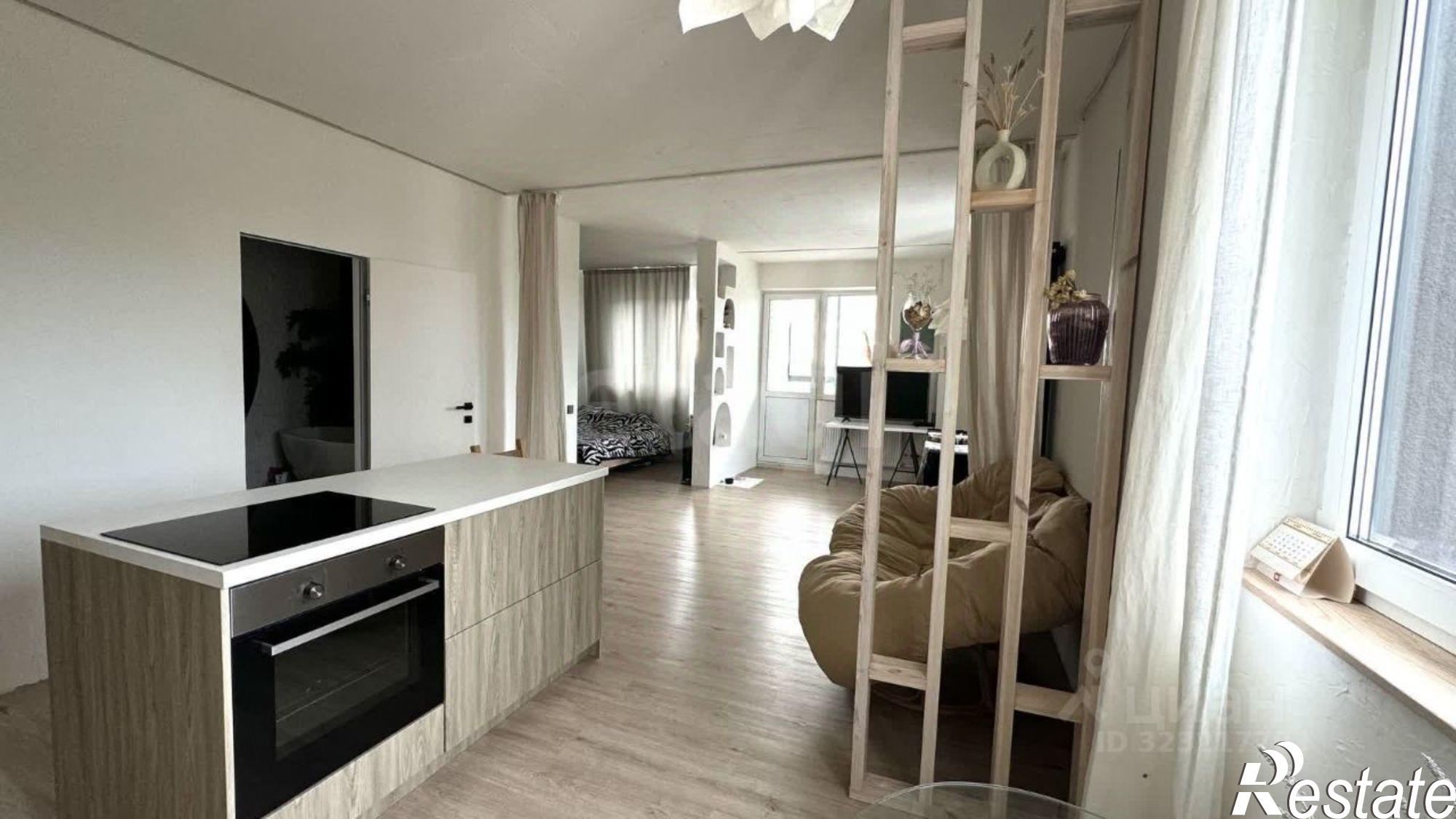 Купить квартиру за 6 700 000 рублей на улица Парада Победы, 17