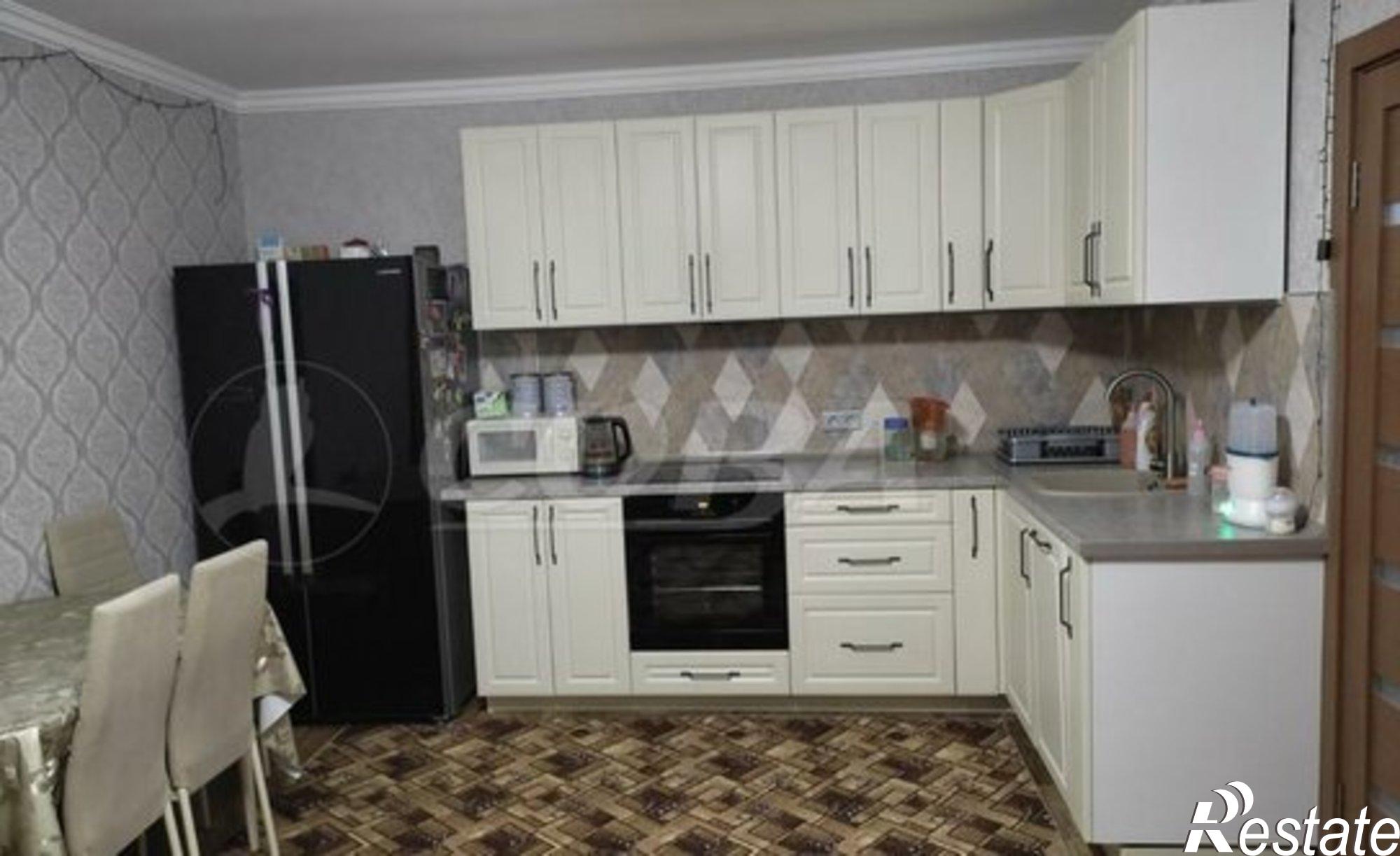 Купить квартиру за 4 080 000 рублей на ул Обдорская, 7