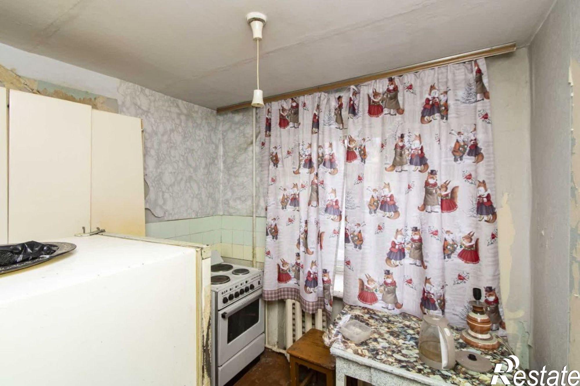 Купить квартиру за 2 480 000 рублей на улица Коммунаров, 26