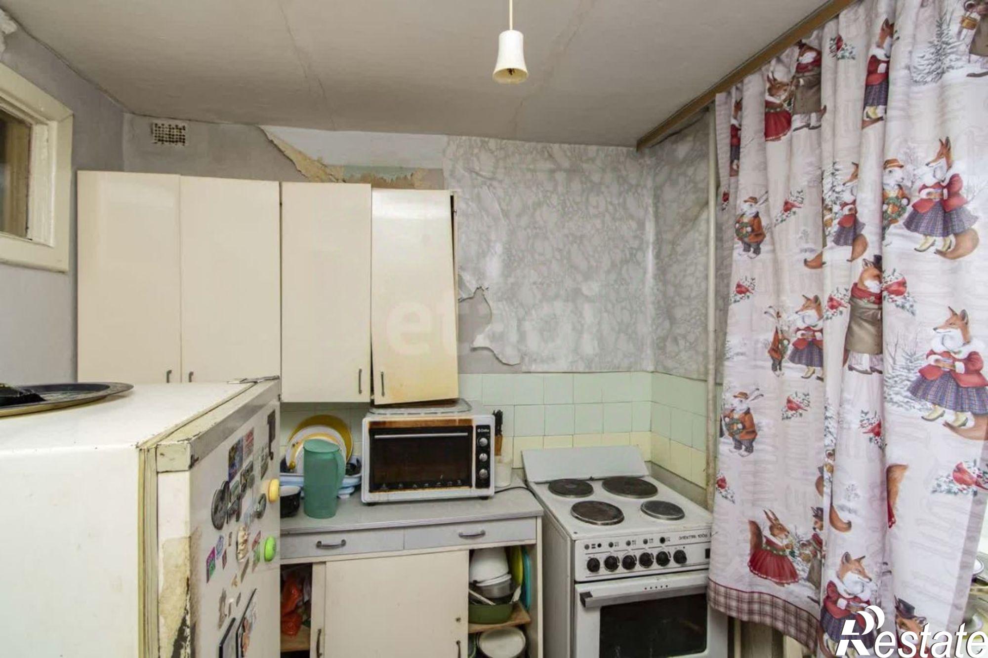 Купить квартиру за 2 480 000 рублей на улица Коммунаров, 26