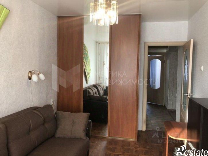 3-комн квартира улица Домостроителей, 2,  д. 2