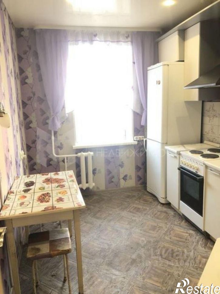 3-комн квартира улица Домостроителей, 2,  д. 2