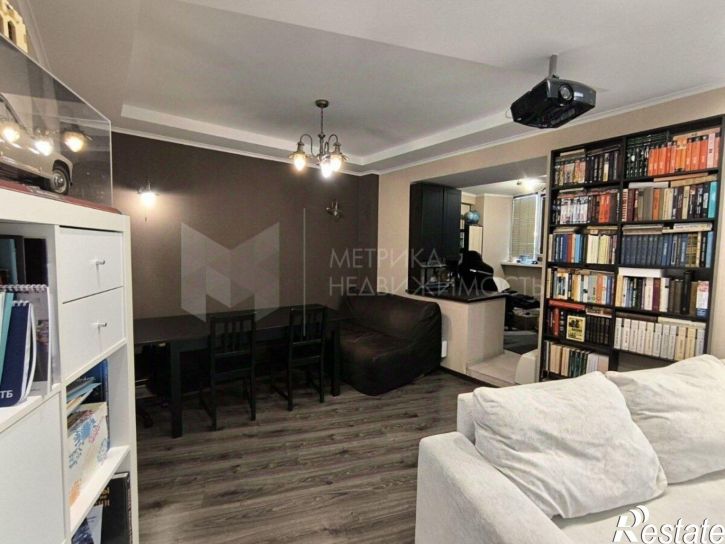 3-комн квартира улица Василия Гольцова, 10,  д. 10