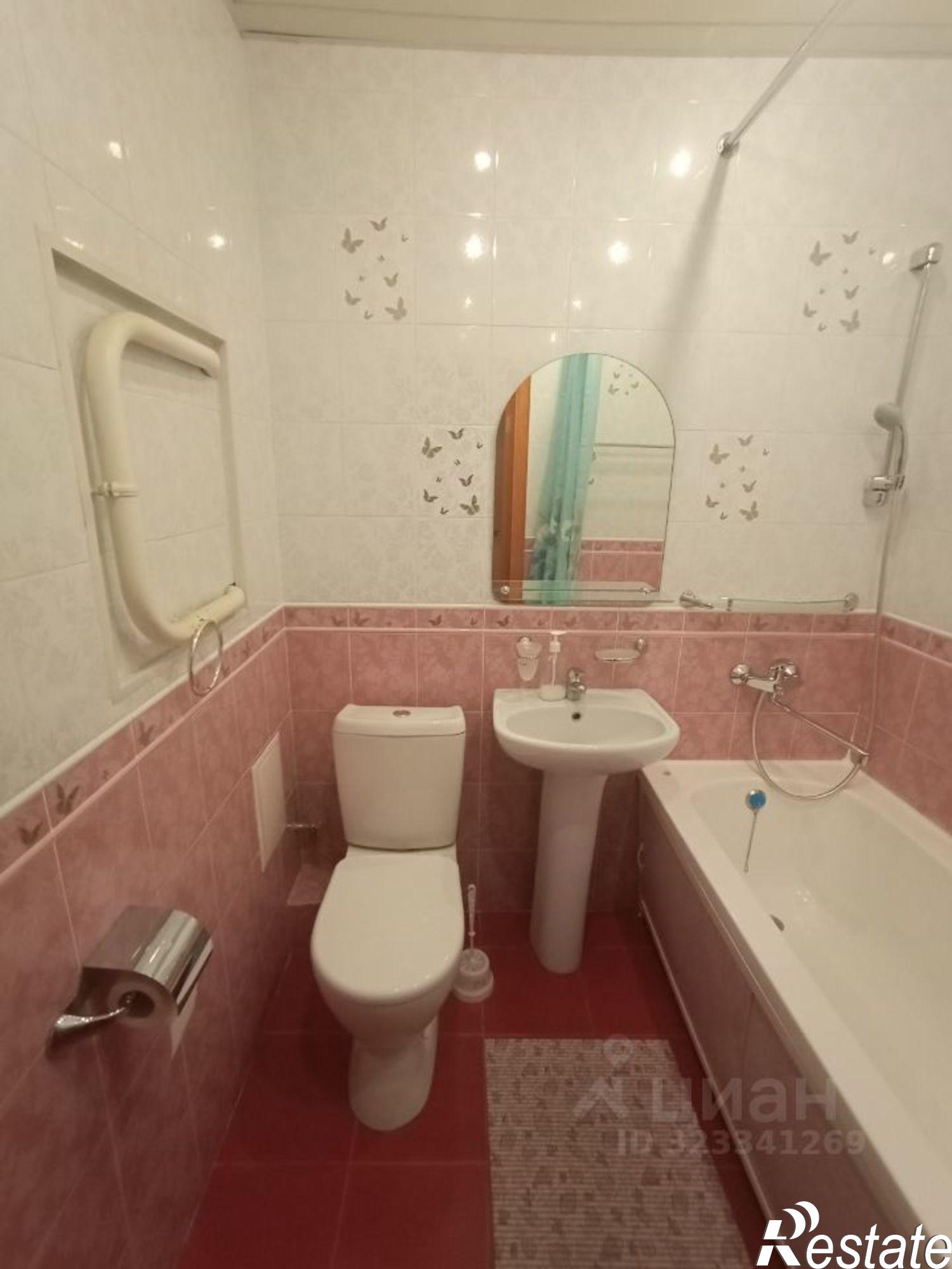 Сдать квартиру за 30 000 рублей на улица Газовиков, 25/3