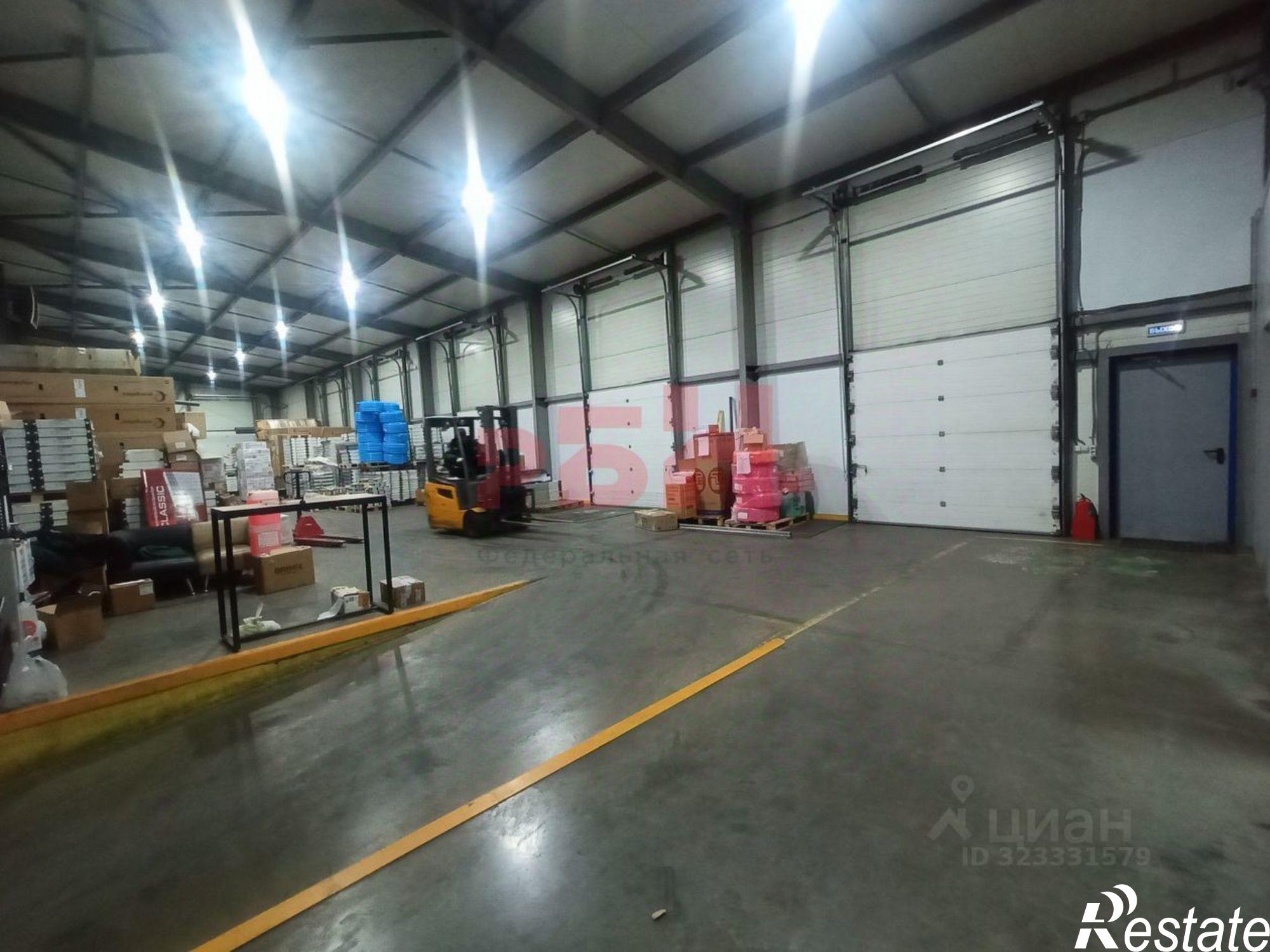 Сдать складское помещение за 103 517 рублей на ул 50 лет Октября, 213 4