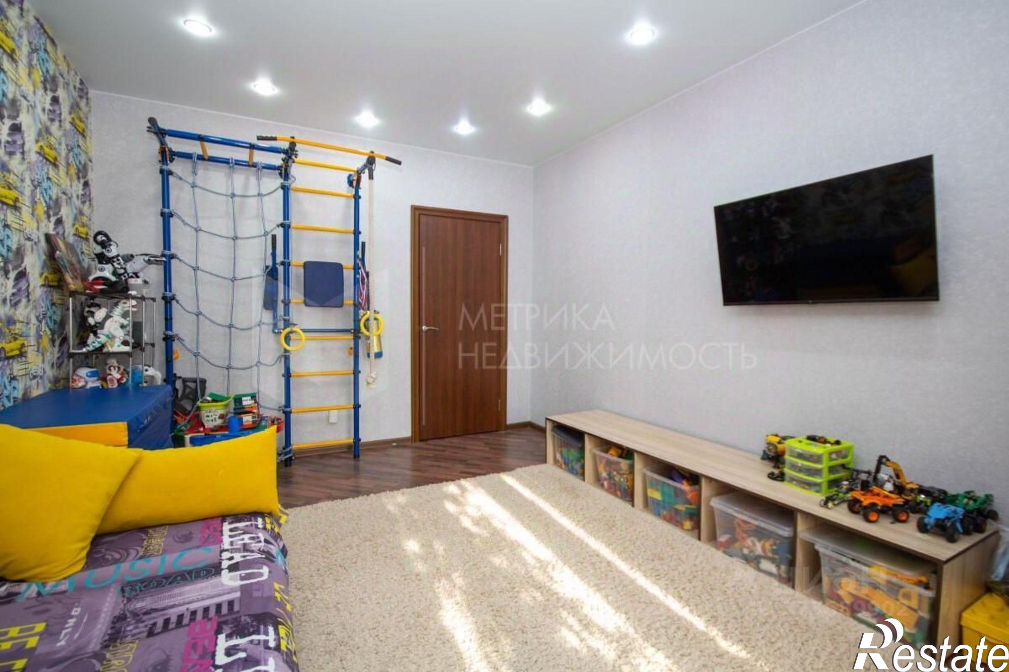 Купить квартиру за 10 700 000 рублей на Заречный проезд, 43