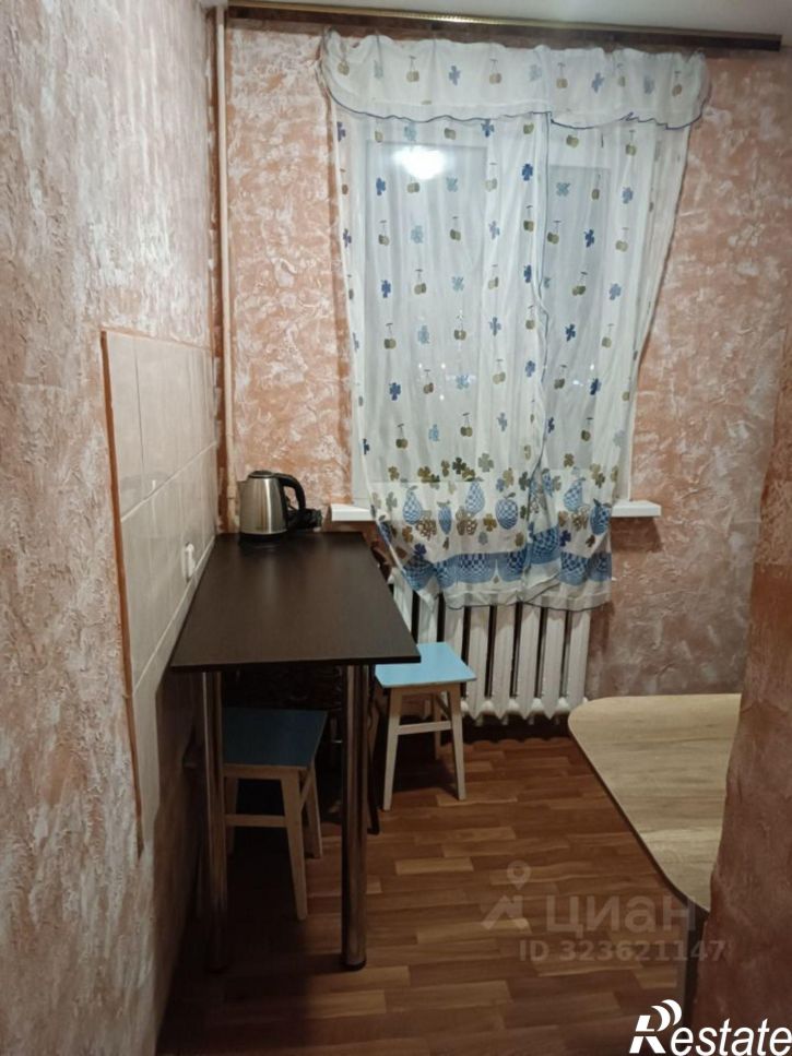 2-комн квартира Флотская улица, 15,  д. 15