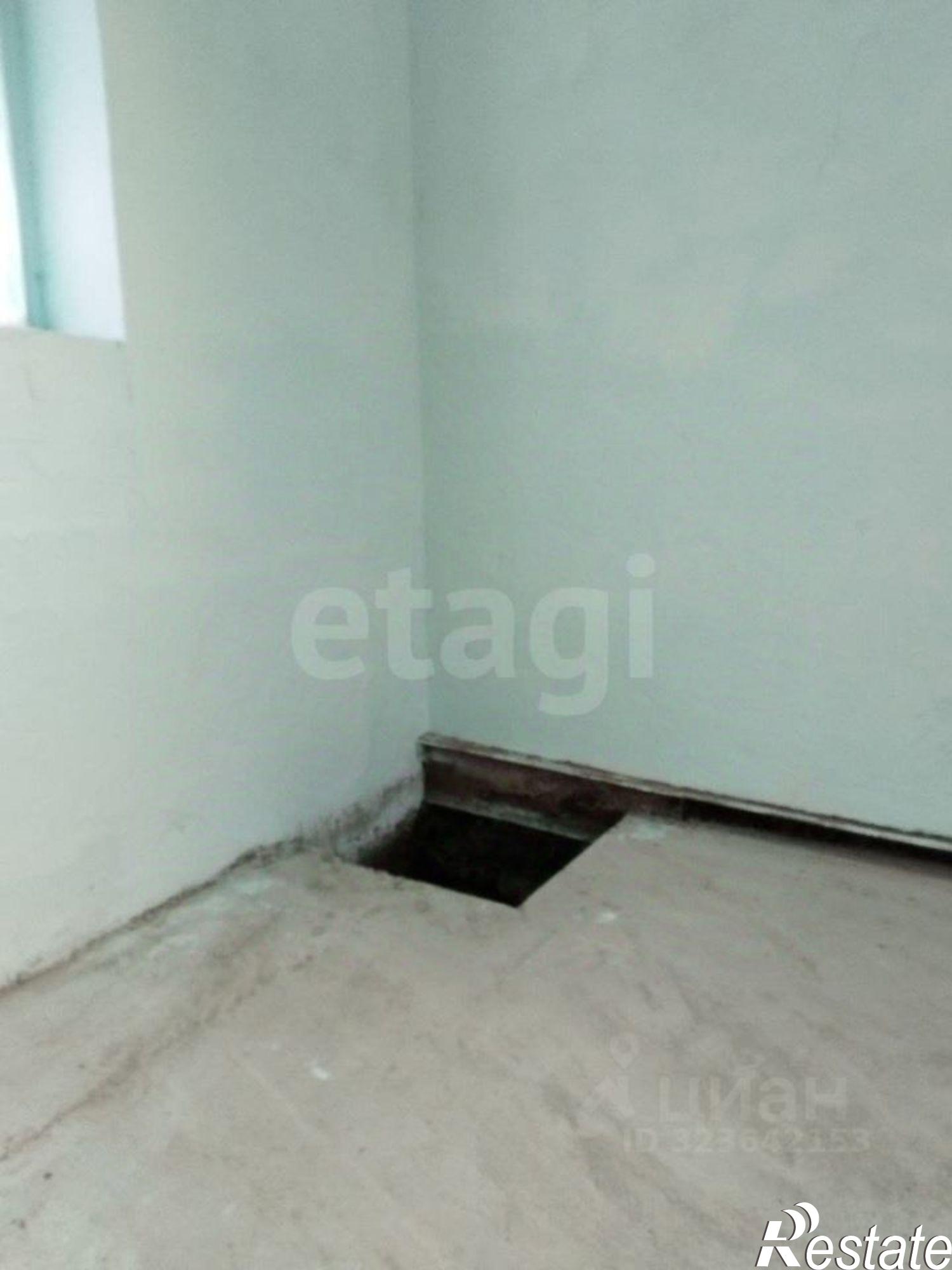 Сдать складское помещение за 300 000 рублей на ул Пражская, 17