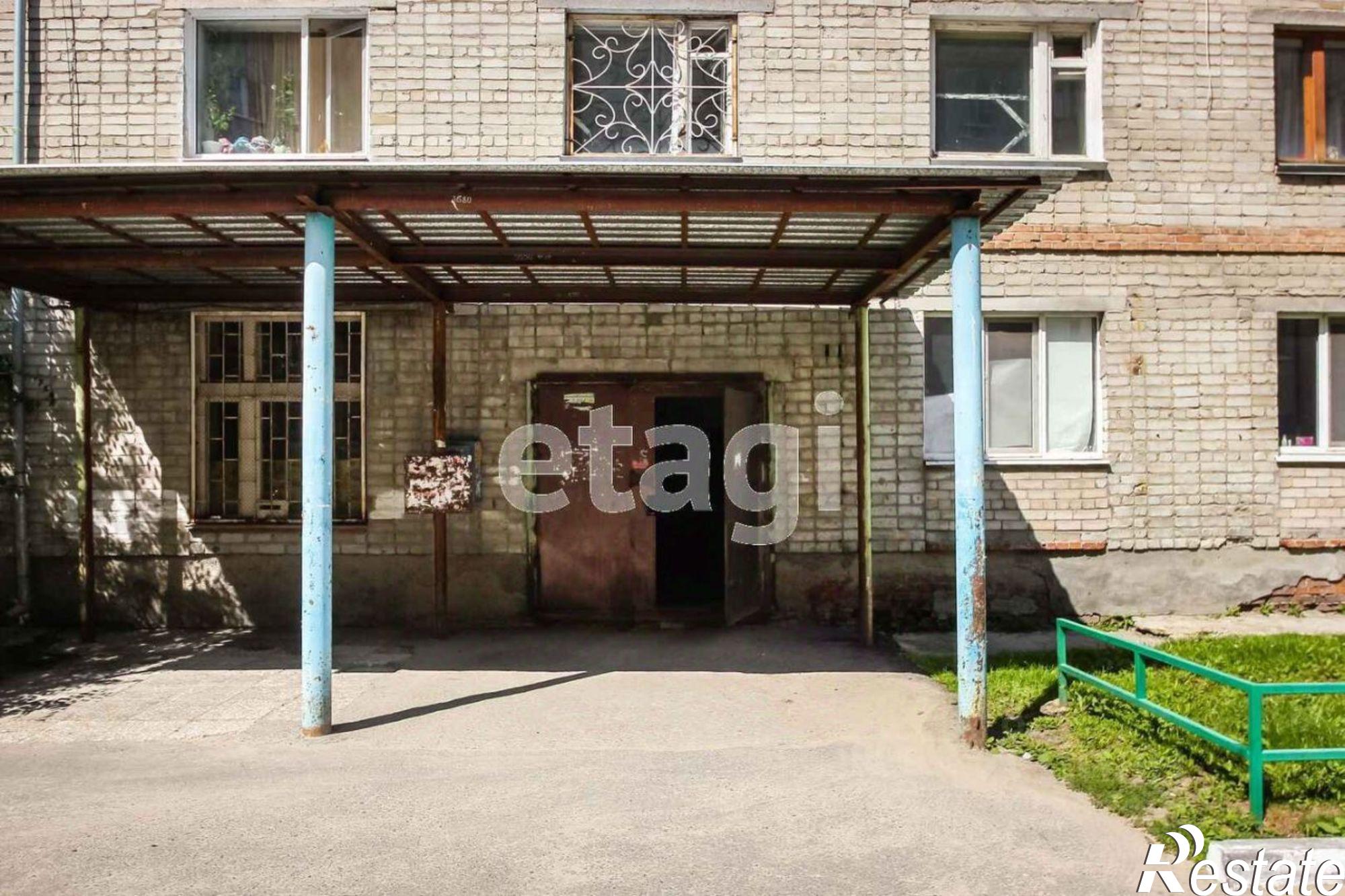 Купить комнату за 1 650 000 рублей на ул Осипенко, 61