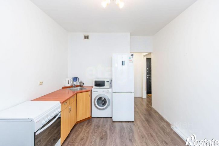 1-комн квартира улица Александра Протозанова, 16,  д. 16