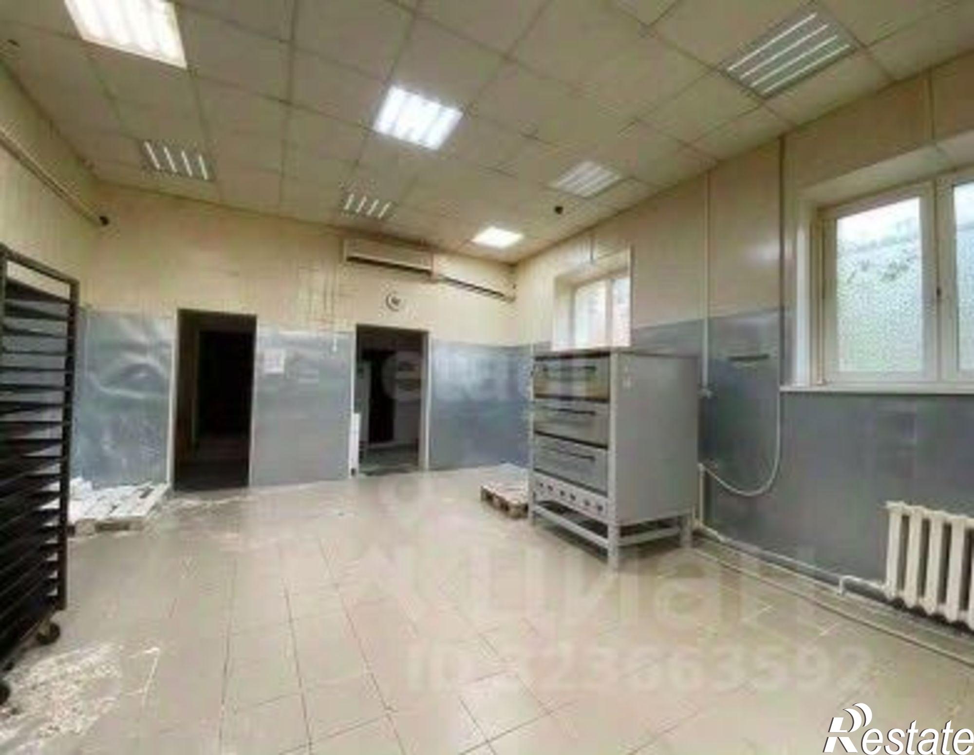 Сдать складское помещение за 219 756 рублей на ул Муллы-Нур Вахитова, 16