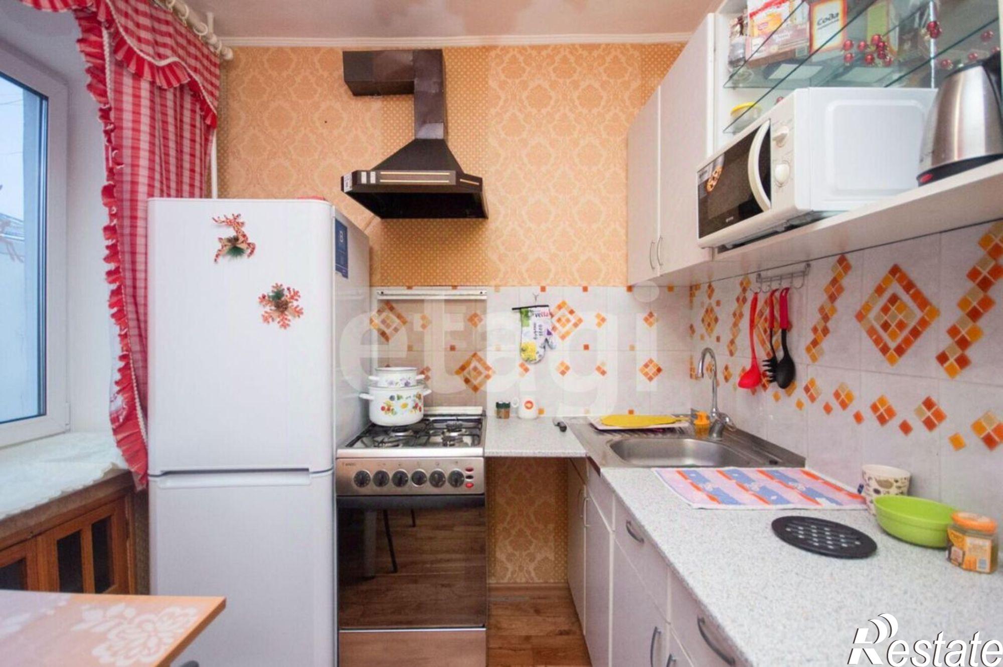 Сдать квартиру за 40 000 рублей на ул Урицкого, 44 1