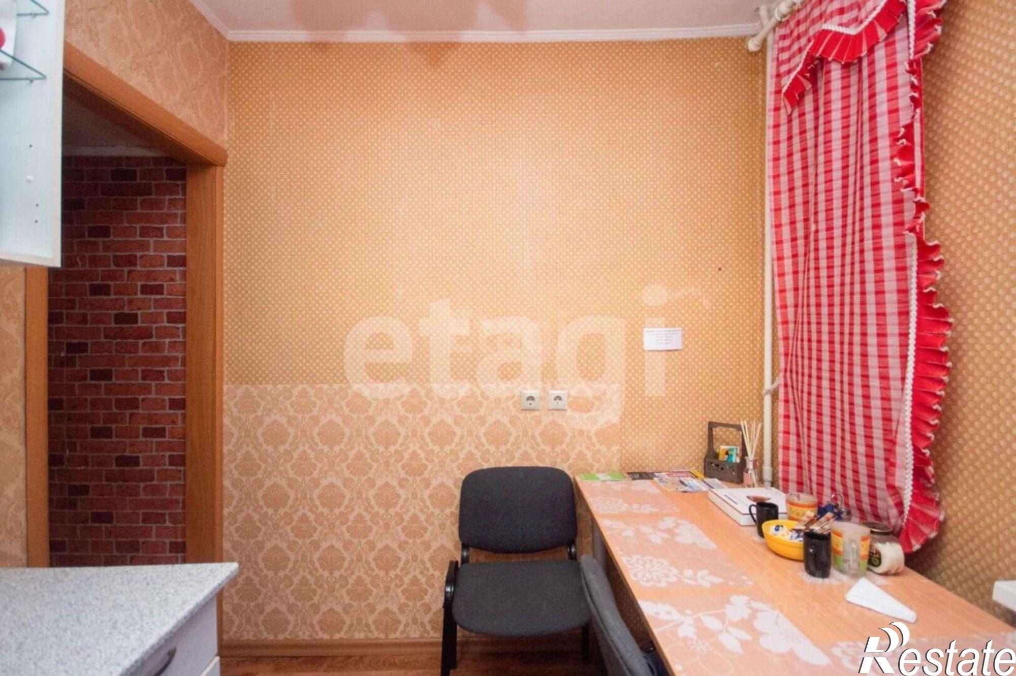 Сдать квартиру за 40 000 рублей на ул Урицкого, 44 1