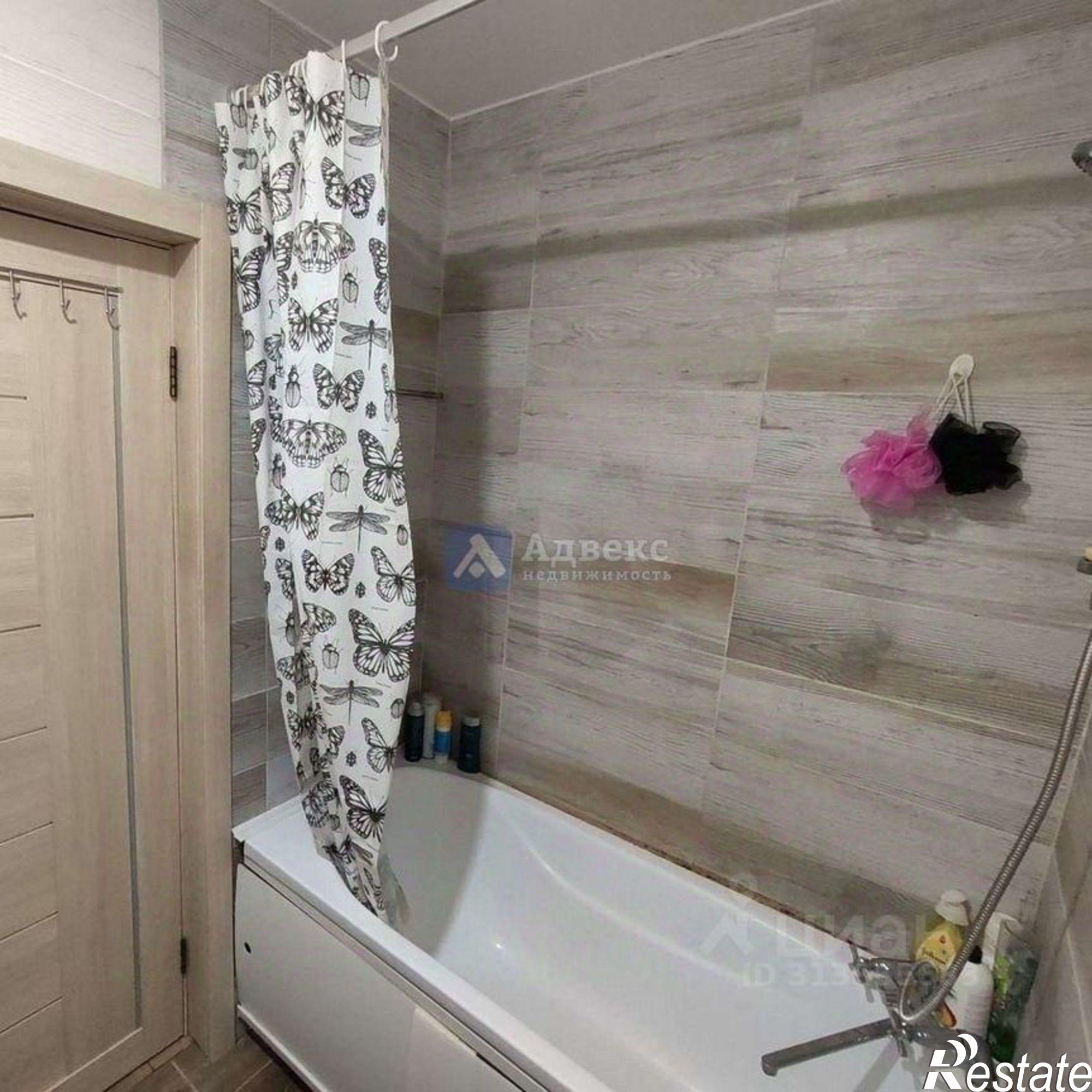 Купить квартиру за 4 000 000 рублей на Интернациональная улица, 203 к1