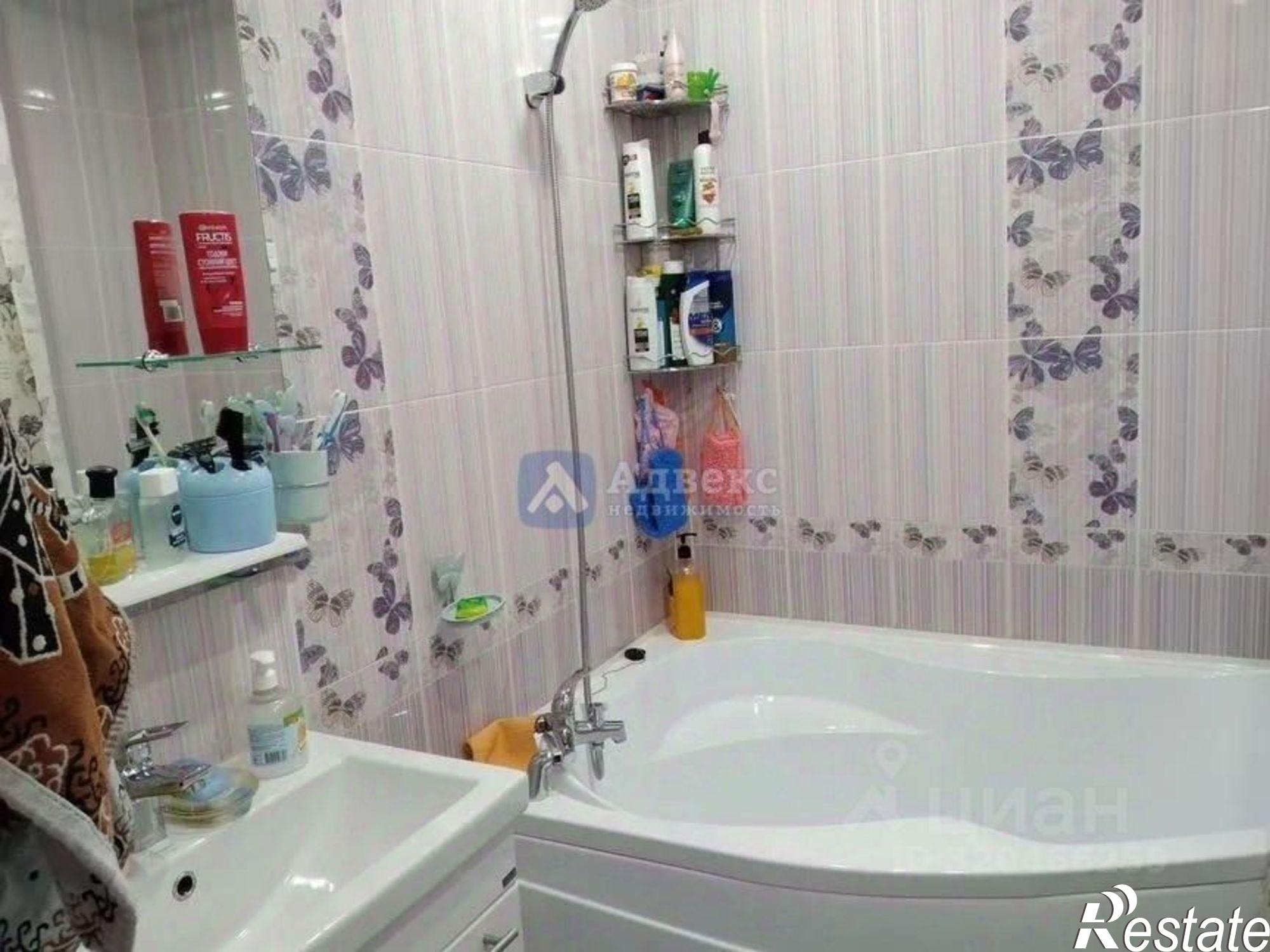 Купить квартиру за 8 800 000 рублей на улица Павла Шарова, 7 к2