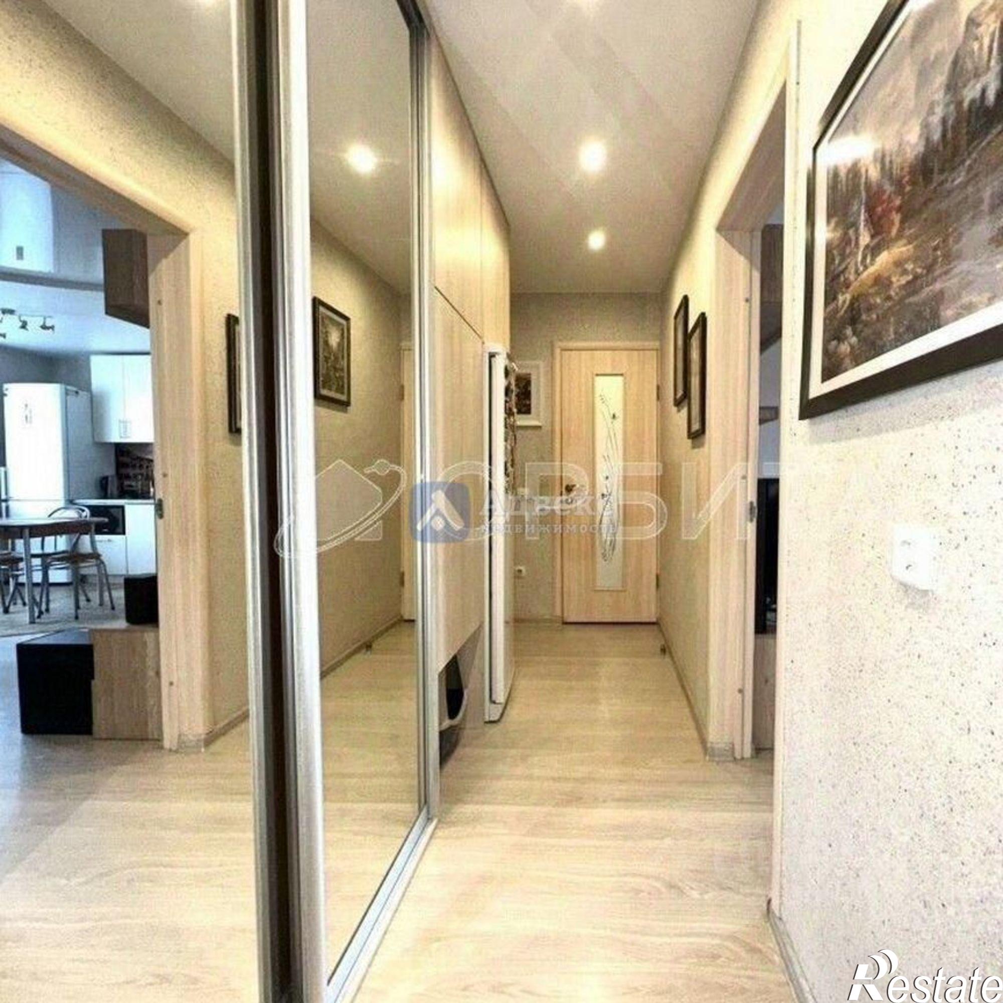 Купить квартиру за 7 800 000 рублей на ул Восстания, 19 3