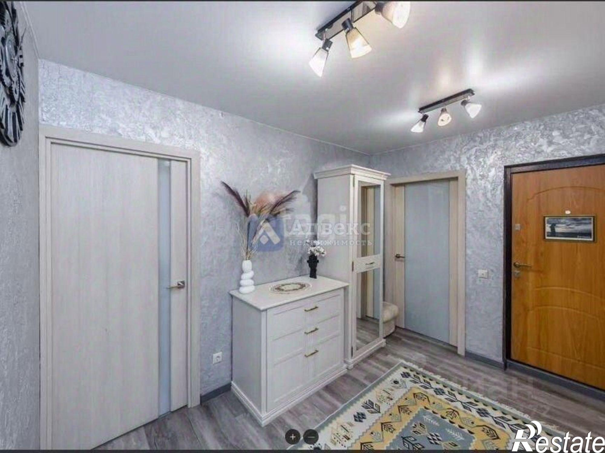 Купить квартиру за 9 000 000 рублей на Широтная улица, 192