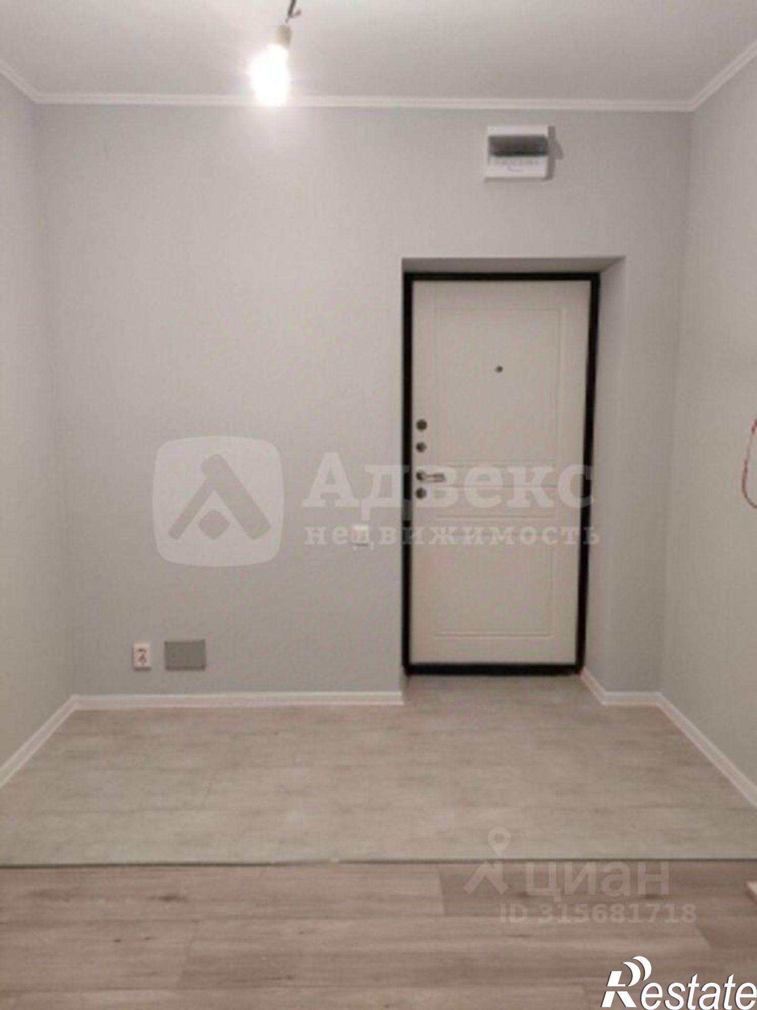 Купить квартиру за 8 000 000 рублей на ул Республики, 204а 10