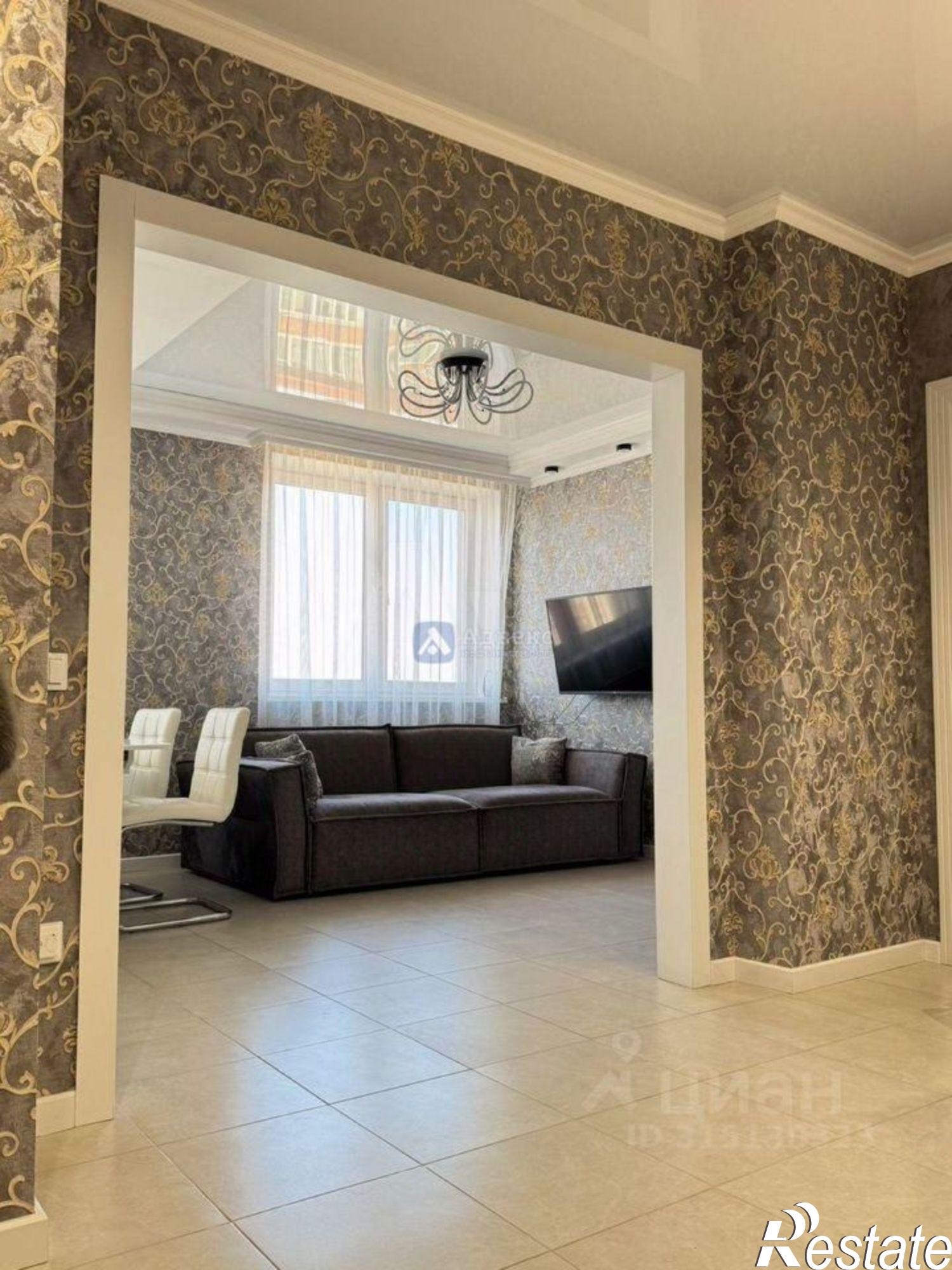 Купить квартиру за 10 000 000 рублей на ул Газовиков, 35