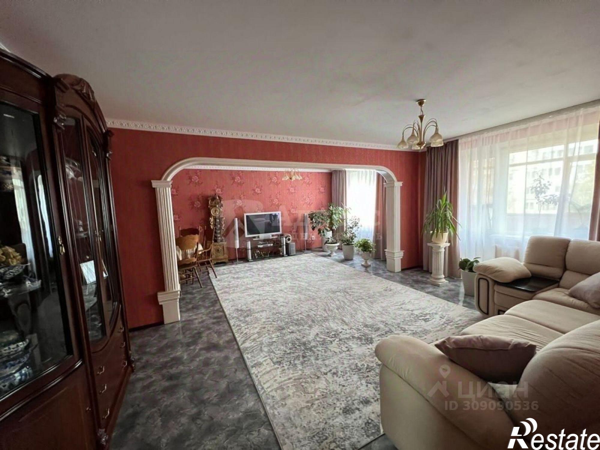 Купить квартиру за 11 000 000 рублей на ул Моторостроителей, 14