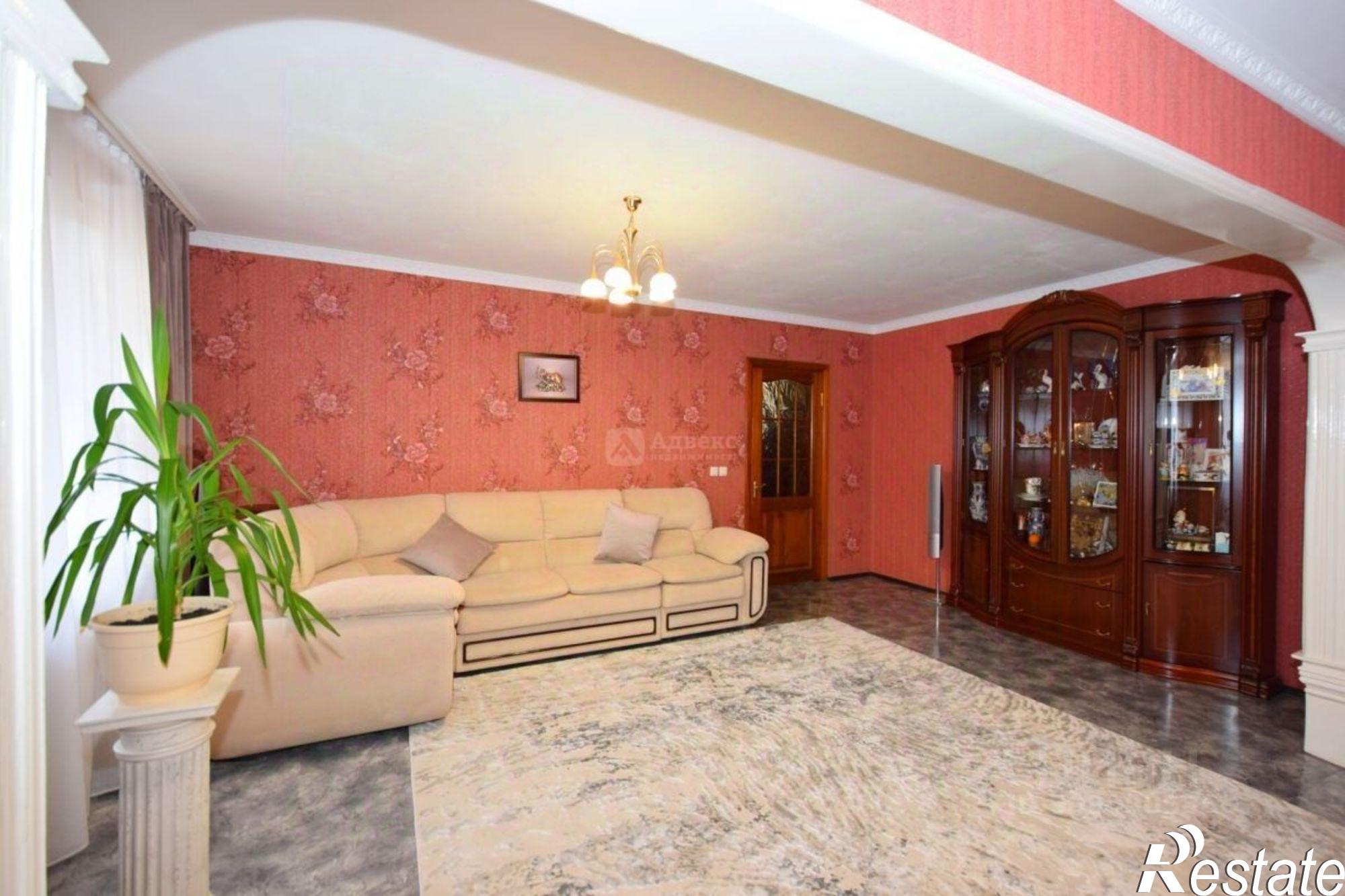 Купить квартиру за 11 000 000 рублей на ул Моторостроителей, 14