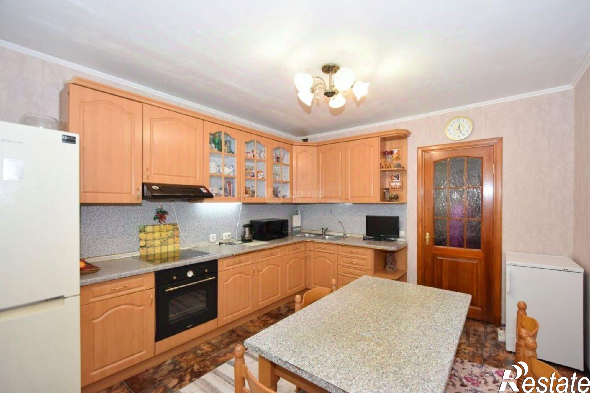 Купить квартиру за 11 000 000 рублей на ул Моторостроителей, 14