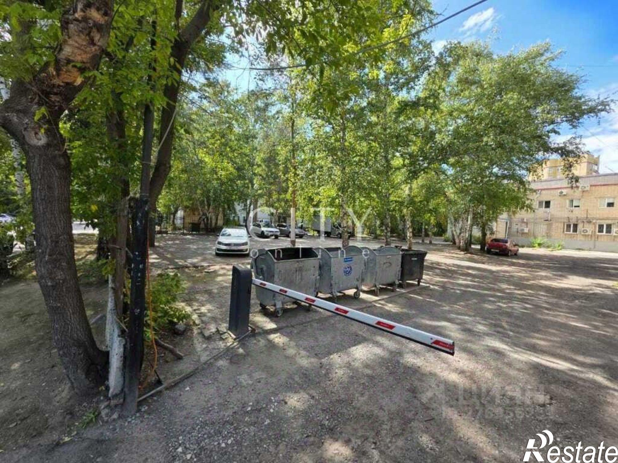 Купить ОСЗ, отдельно стоящее здание за 179 979 000 рублей на улица Республики, 162