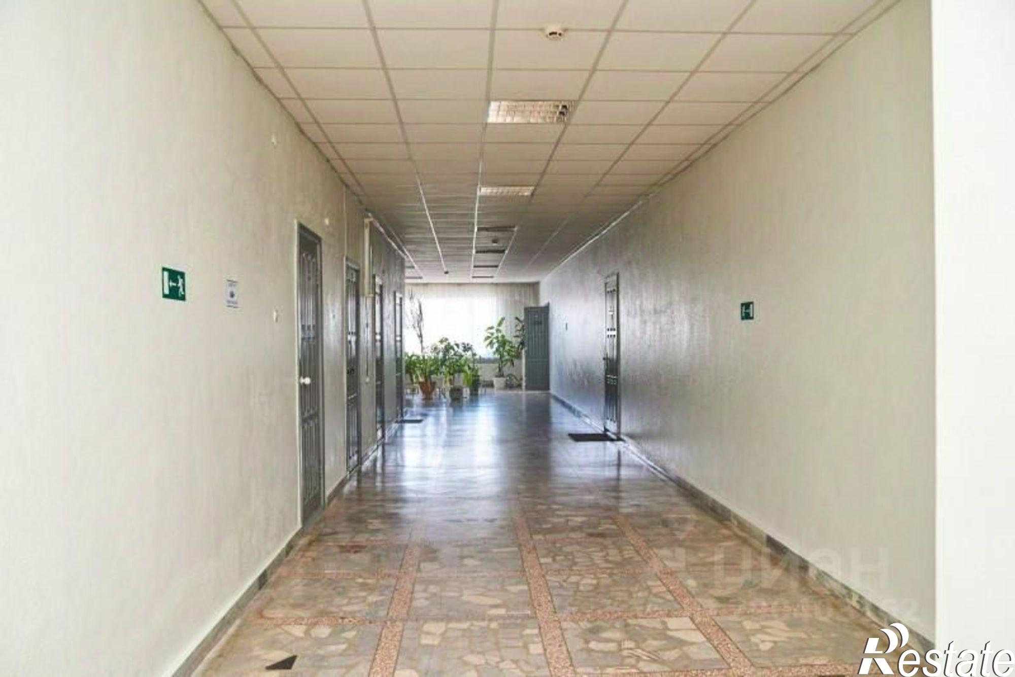 Купить ОСЗ, отдельно стоящее здание за 400 003 000 рублей на ул Урицкого, 5