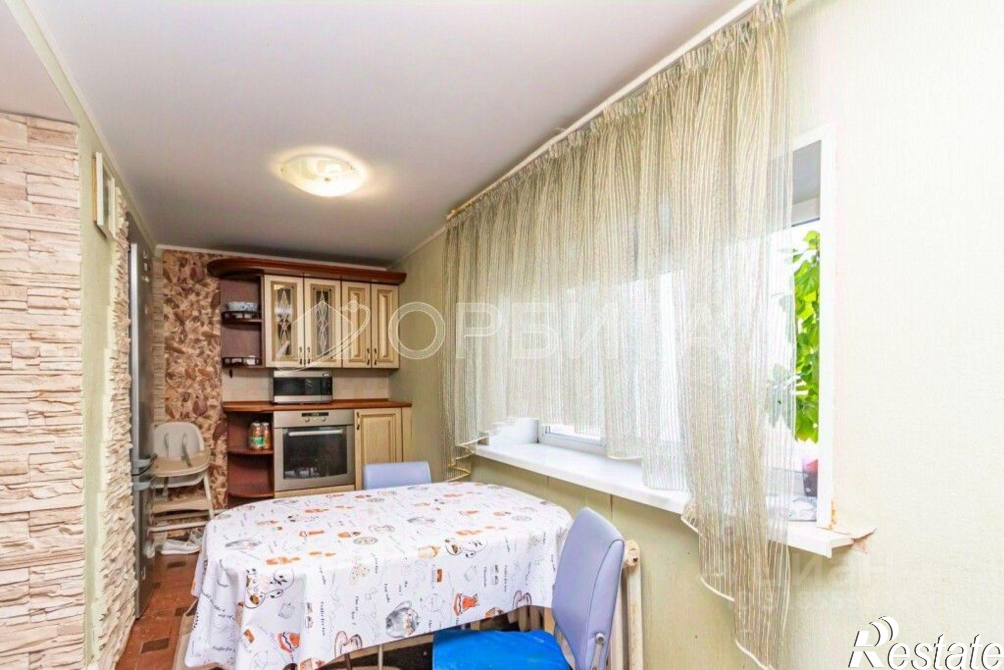 Купить квартиру за 4 550 000 рублей на ул Депутатская, 80 1