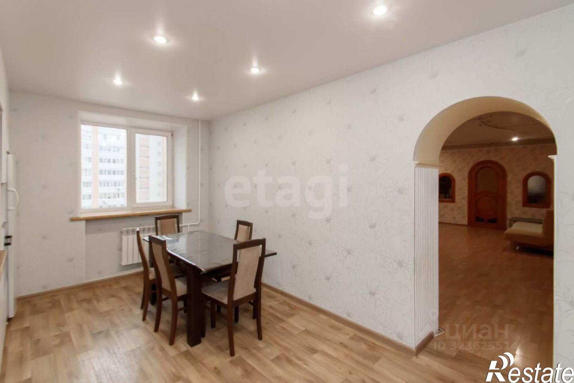 Купить квартиру за 18 000 000 рублей на Широтная улица, 148