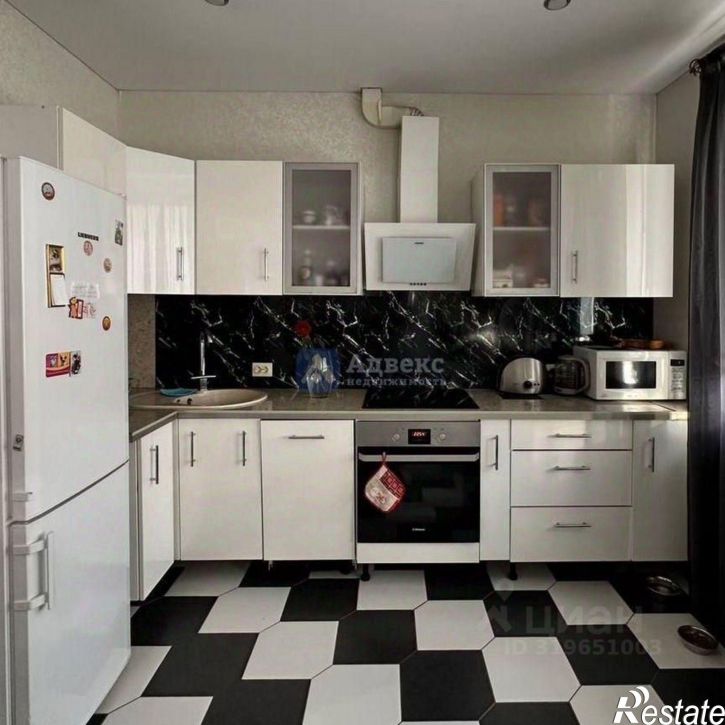 2-комн квартира ул Бориса Житкова, 6,  д. 6