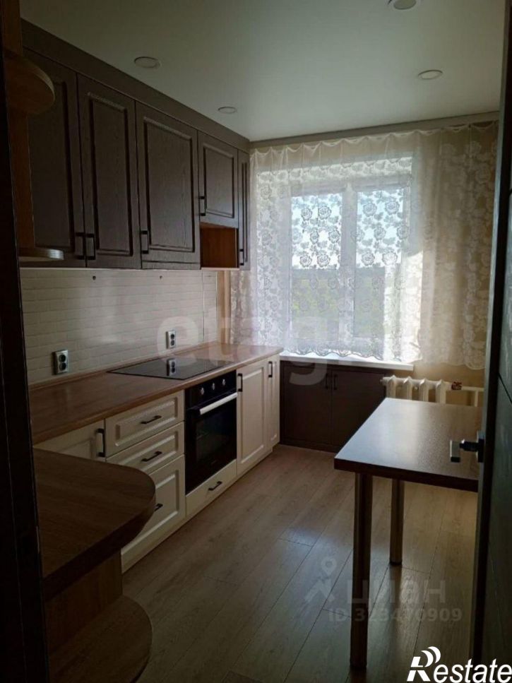 3-комн квартира ул Ивана Быкова, 7,  д. 7