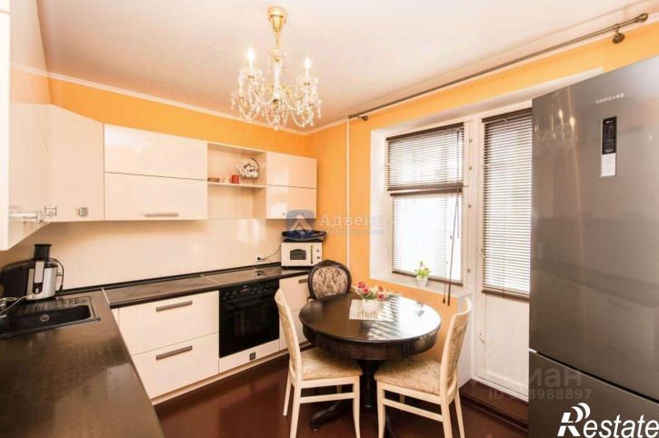 2-комн квартира улица Николая Семёнова, 33,  д. 33