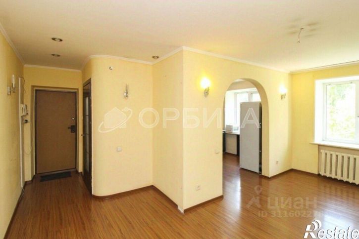 3-комн квартира ул Грибоедова, 8,  д. 8