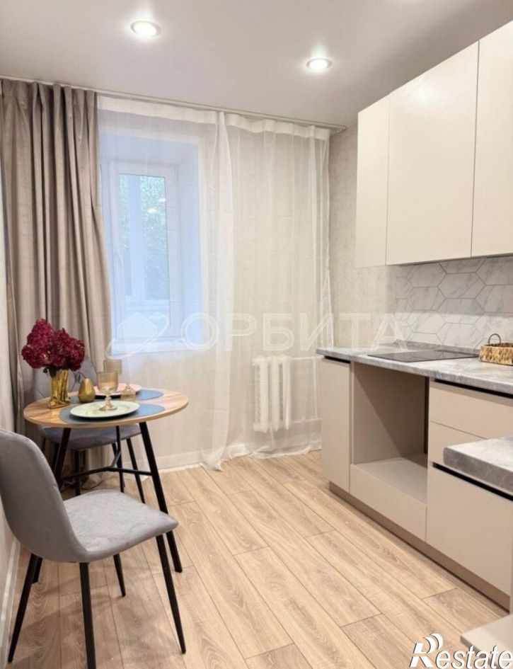 2-комн квартира ул Холодильная, 84,  д. 84