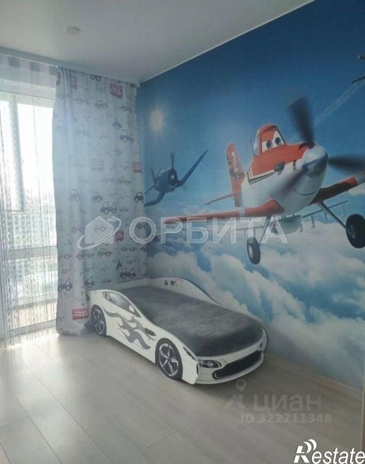 3-комн квартира ул Андрея Бушуева, 2,  д. 2