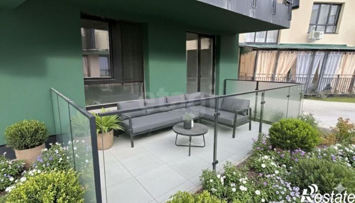 1-комн квартира улица Александра Звягина, 12,  д. 12