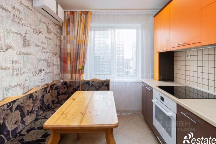 3-комн квартира ул Депутатская, д 95