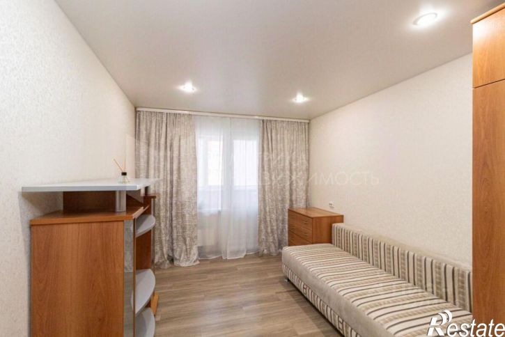 3-комн квартира ул Депутатская, д 95