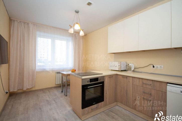 3-комн квартира улица Мельникайте, 32 к2,  д. 32 к2