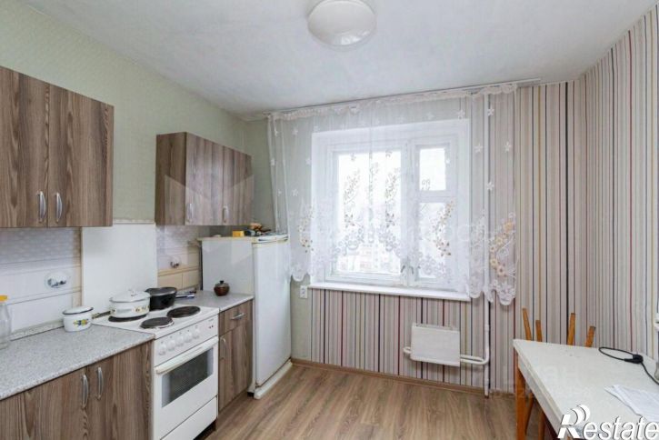 2-комн квартира улица Мельникайте, 128,  д. 128