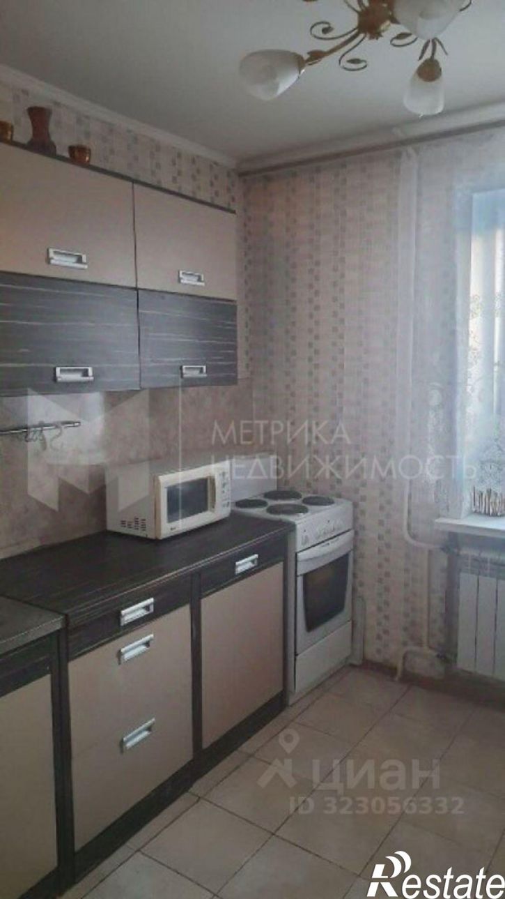 3-комн квартира улица Мира, 37,  д. 37